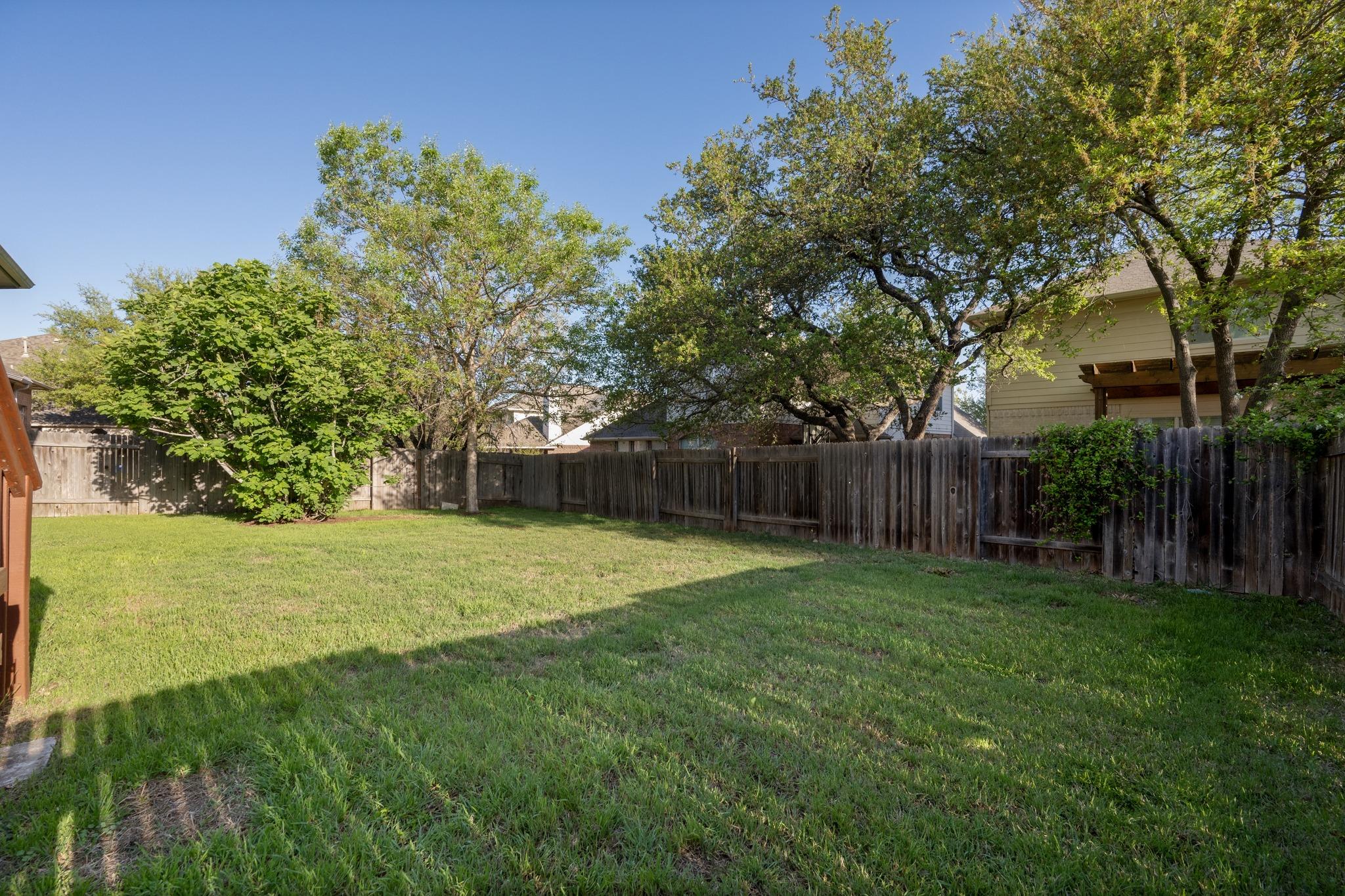 6402 Hillside Terrace Dr, Austin, TX 78749
