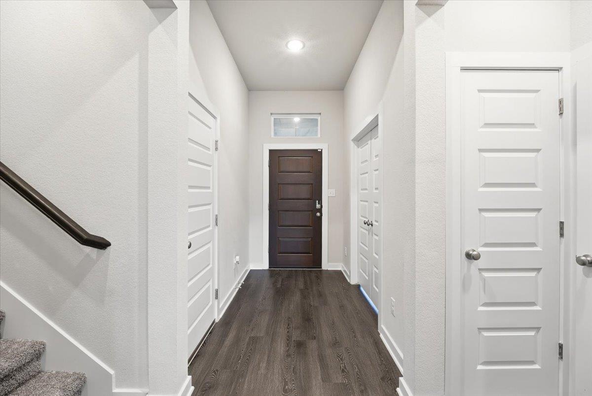 172 Biscayne Dr, Kyle, TX 78640