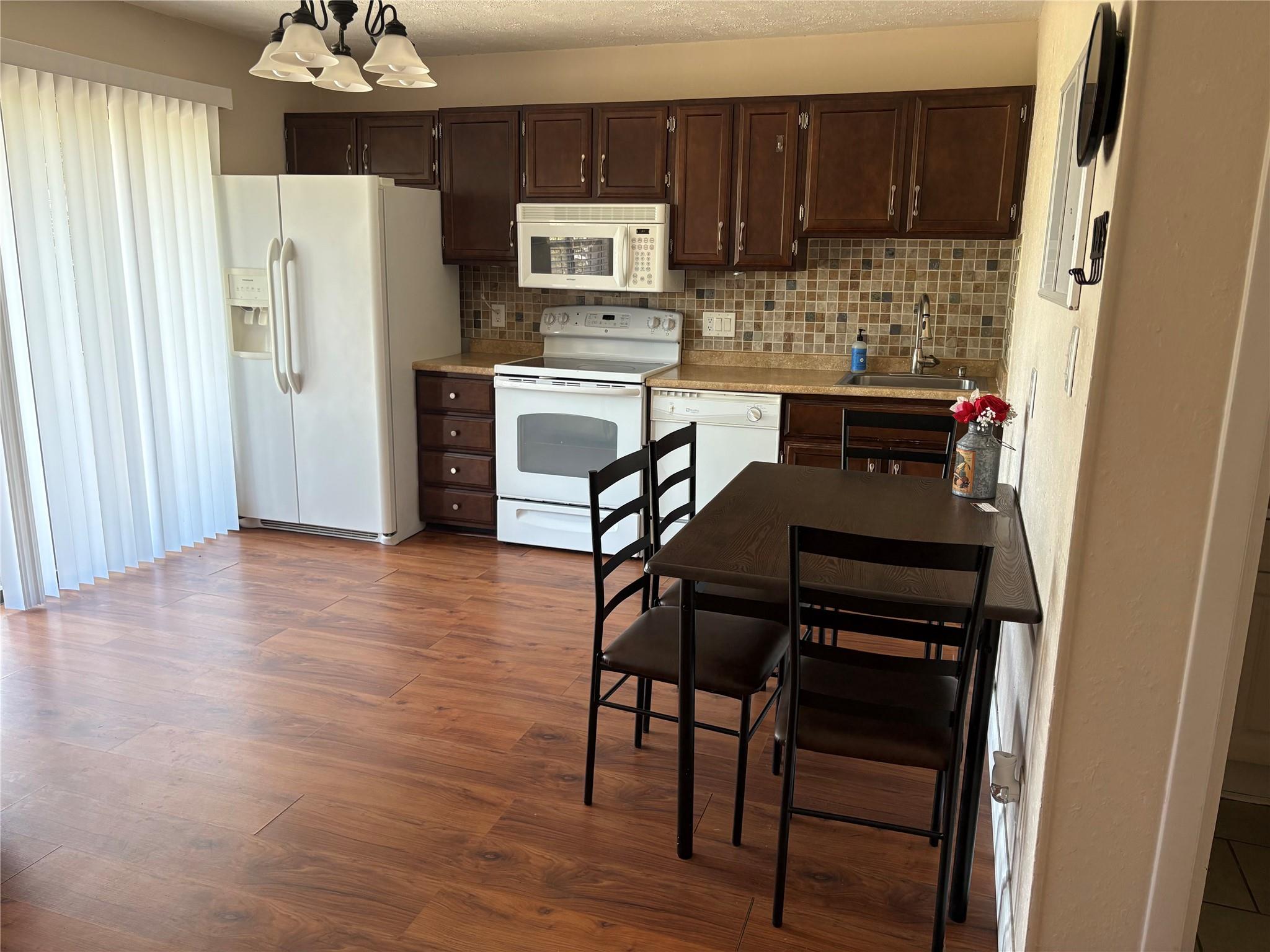 21013 Highland Lake Dr # D93, Lago Vista, TX 78645