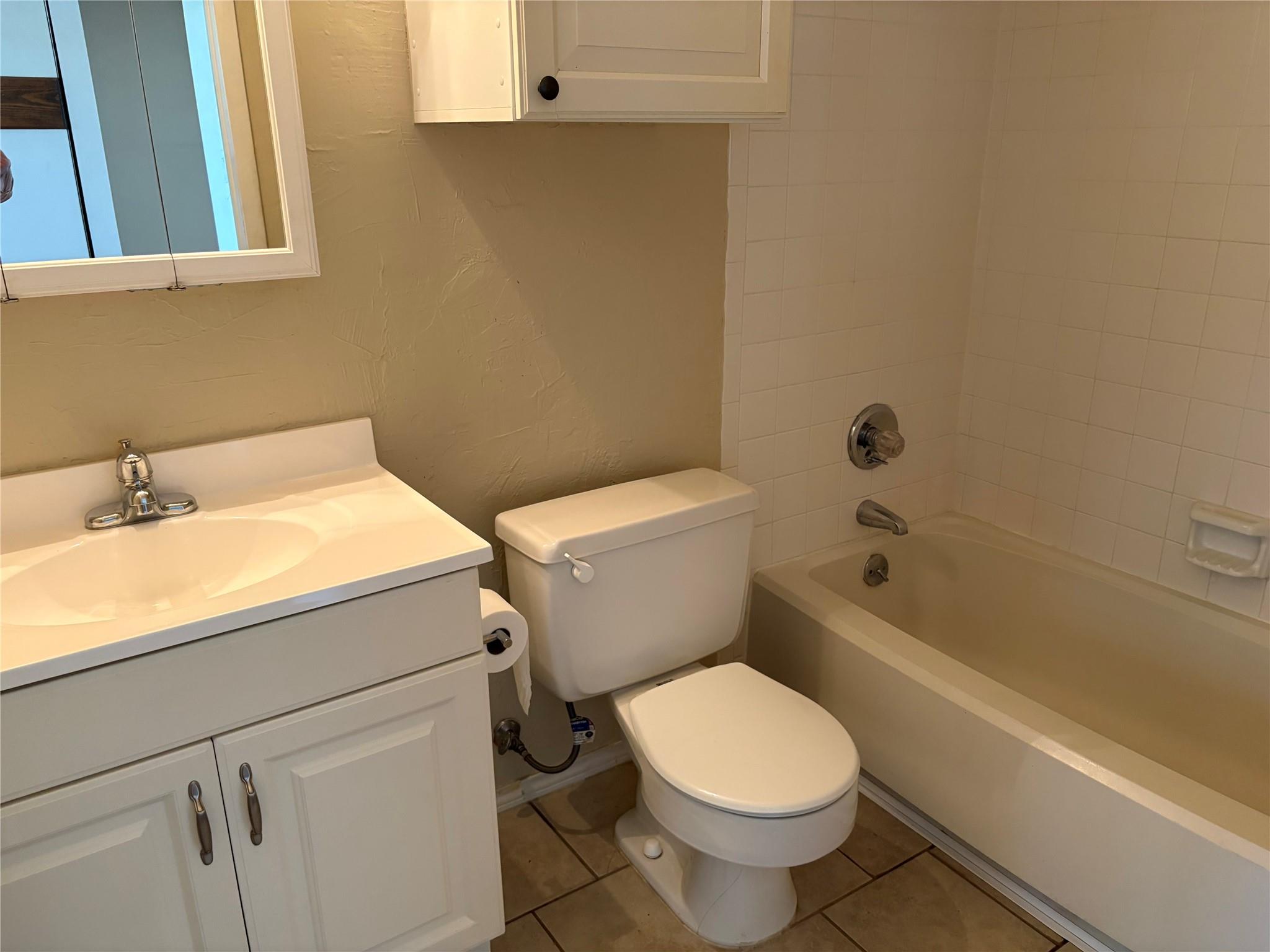 21013 Highland Lake Dr # D93, Lago Vista, TX 78645