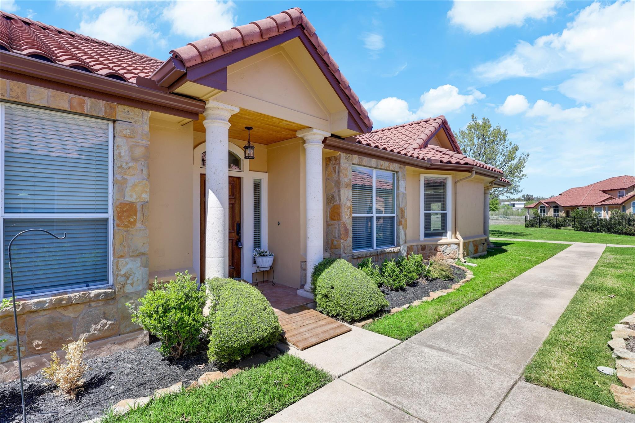 21118 Highland Lake Dr # 2, Lago Vista, TX 78645