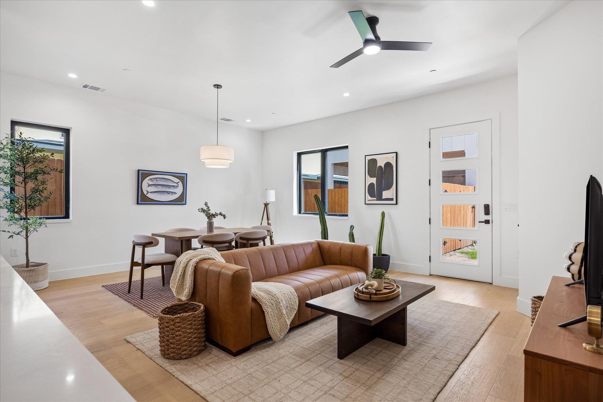 4416 S 1st St # 3, Austin, TX 78745