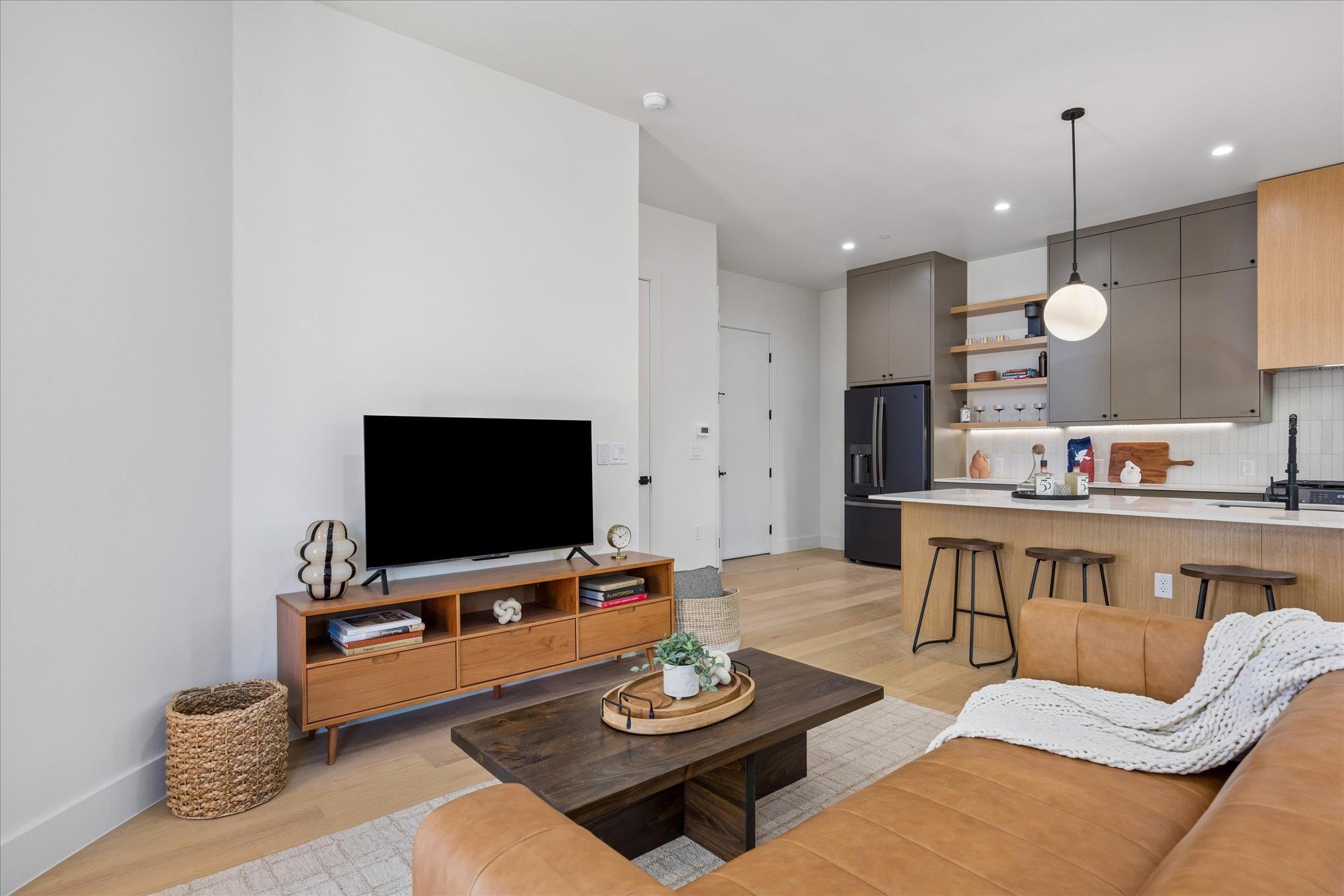 4416 S 1st St # 3, Austin, TX 78745