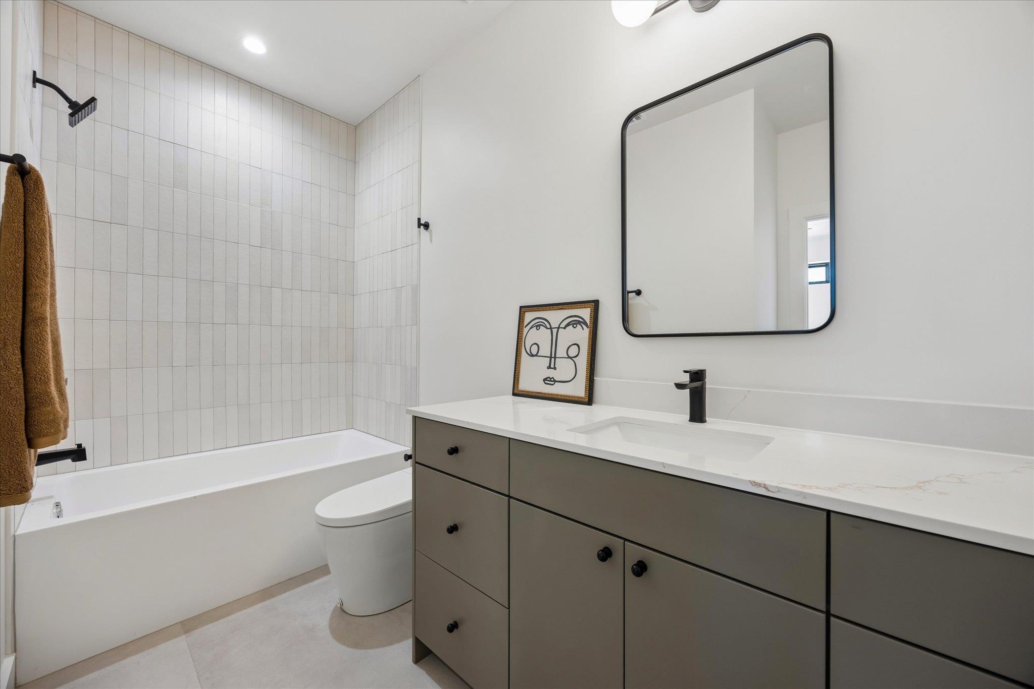 4416 S 1st St # 3, Austin, TX 78745