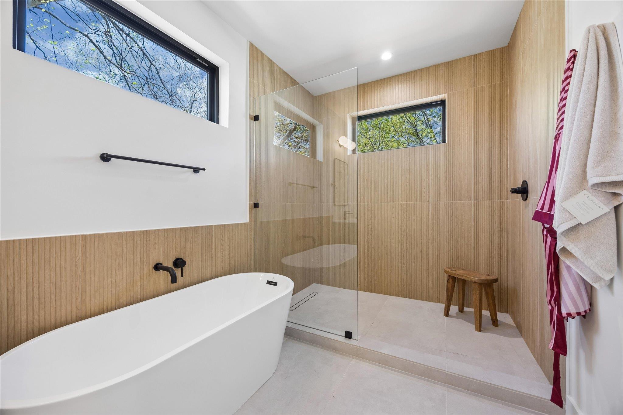 4416 S 1st St # 3, Austin, TX 78745