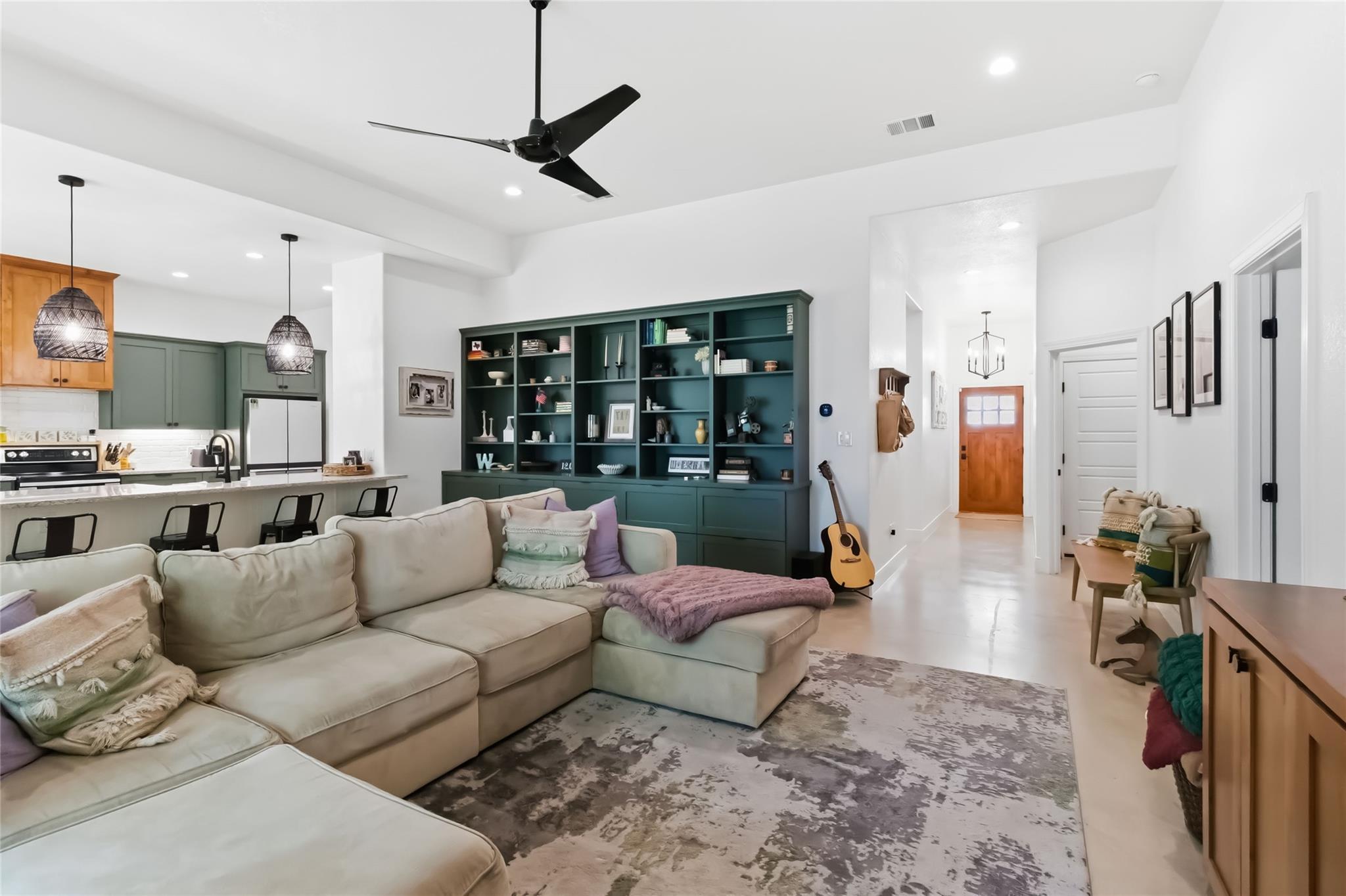 178 Waikakaaua Dr, Bastrop, TX 78602