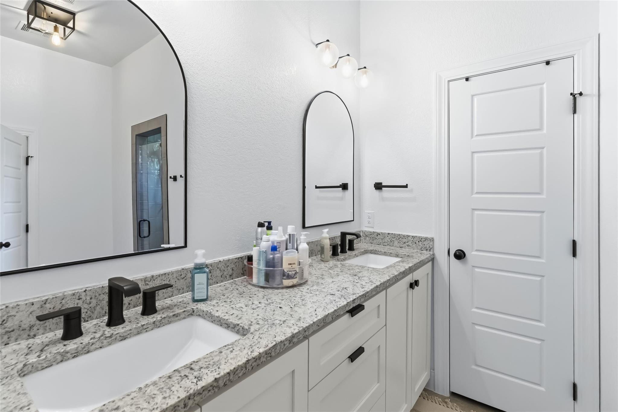 178 Waikakaaua Dr, Bastrop, TX 78602