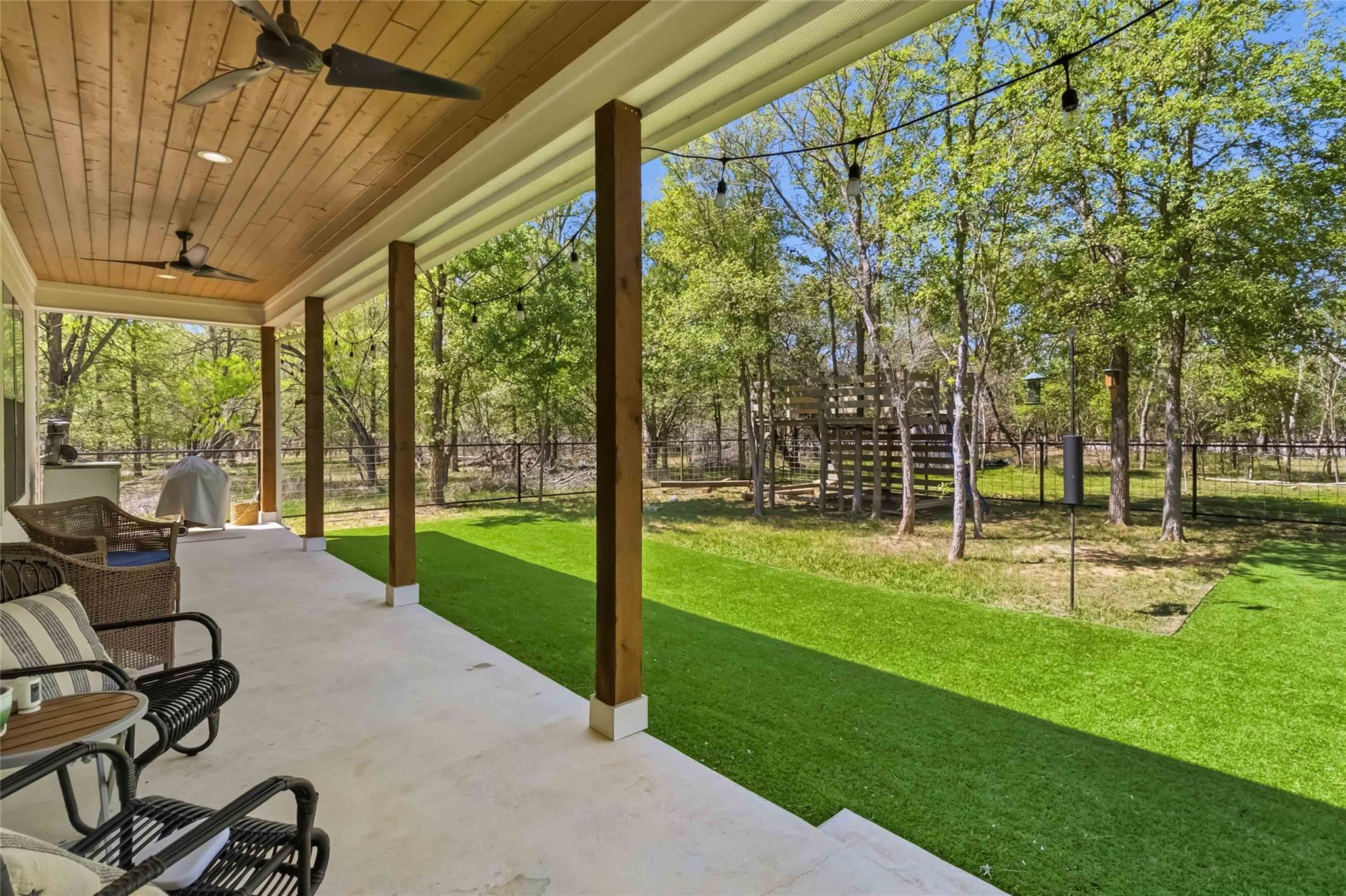 178 Waikakaaua Dr, Bastrop, TX 78602