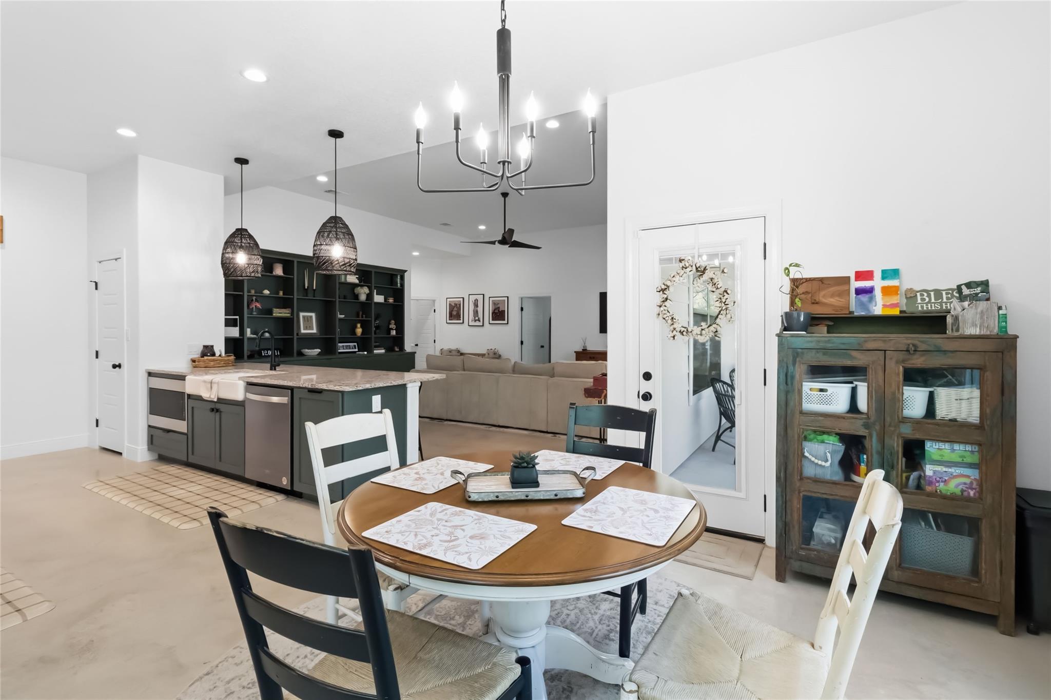 178 Waikakaaua Dr, Bastrop, TX 78602