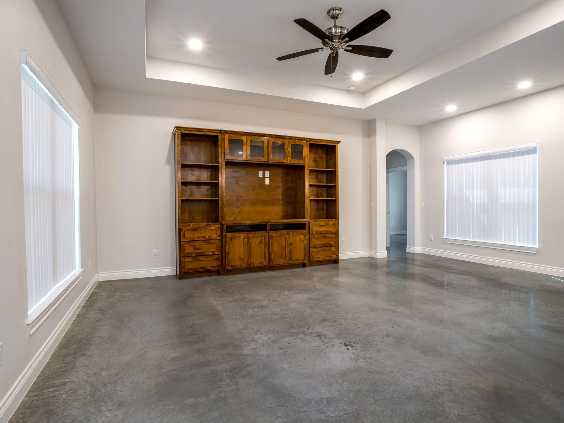 114 Norwood Dr, Granite Shoals, TX 78654