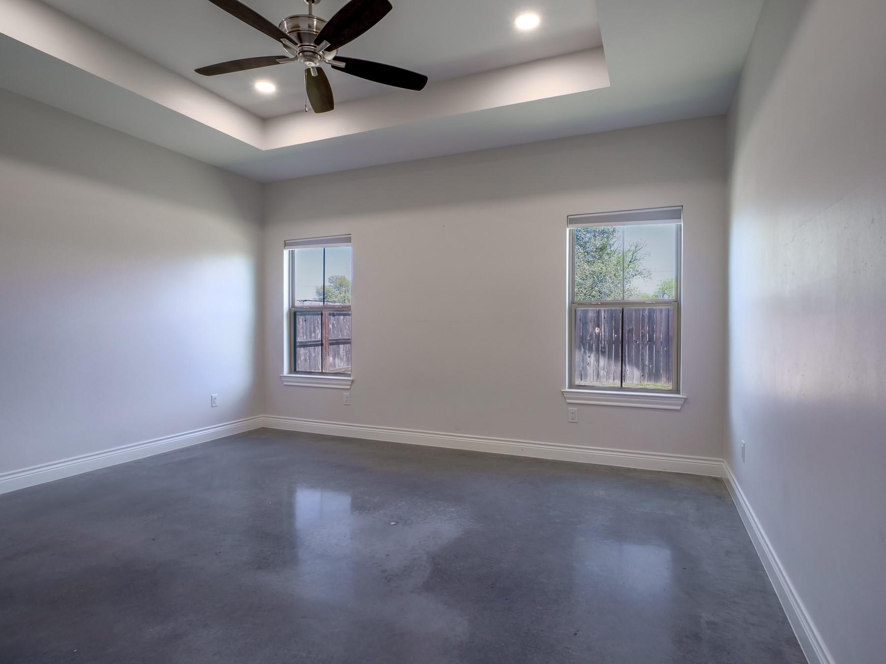 114 Norwood Dr, Granite Shoals, TX 78654