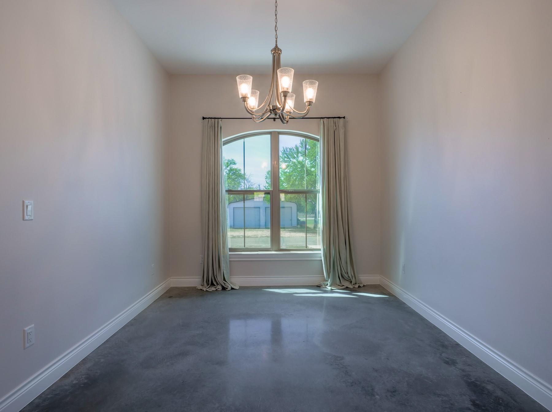 114 Norwood Dr, Granite Shoals, TX 78654