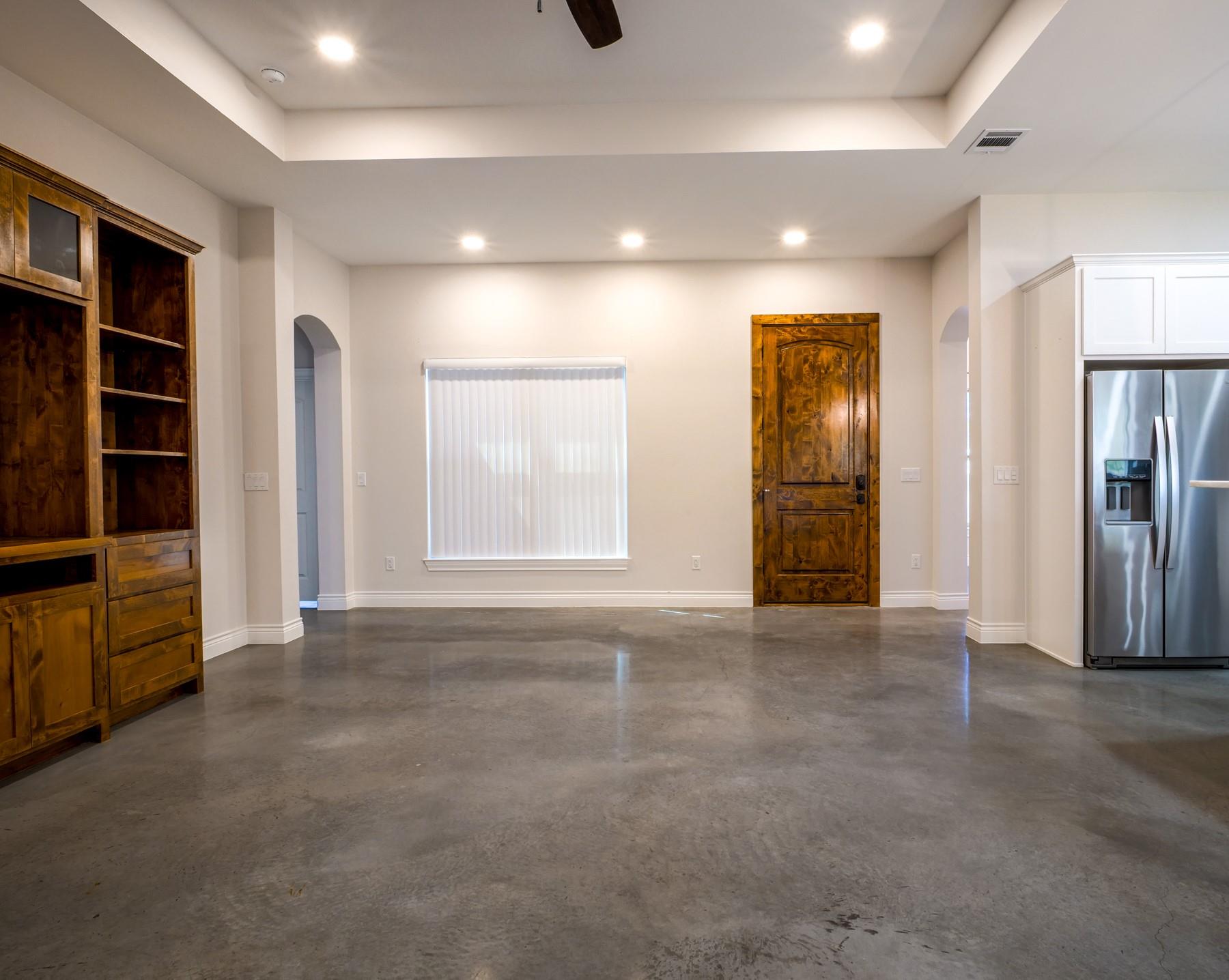 114 Norwood Dr, Granite Shoals, TX 78654