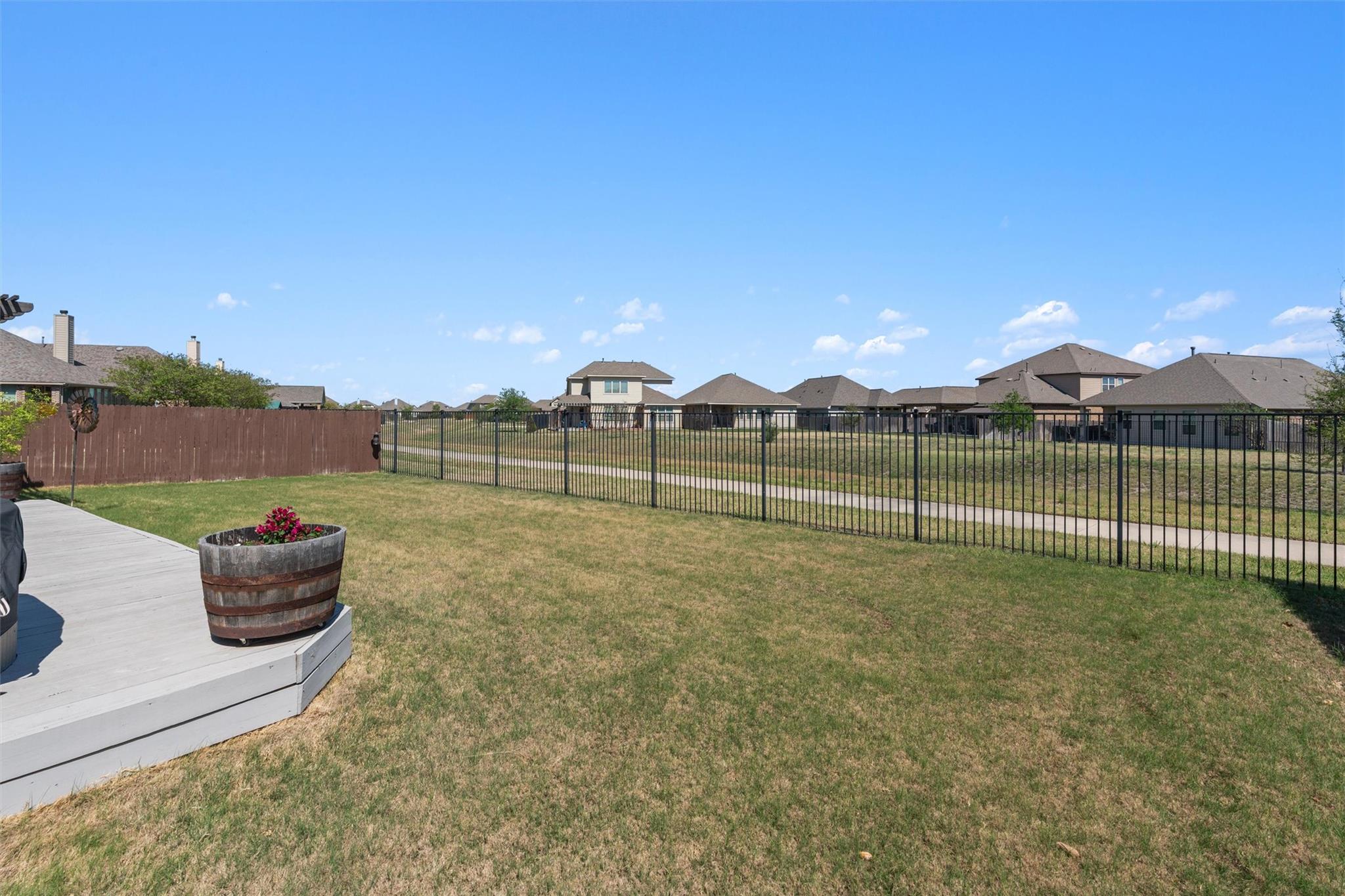 304 Miracle Rose Way, Liberty Hill, TX 78642