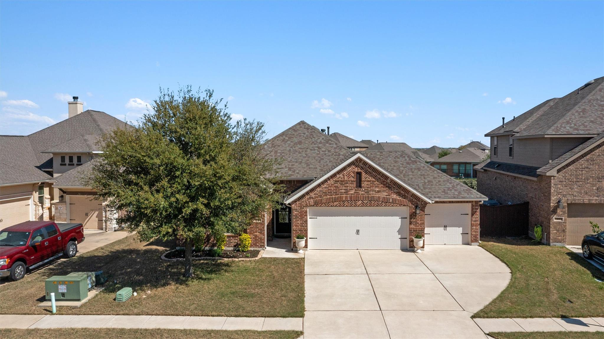 304 Miracle Rose Way, Liberty Hill, TX 78642