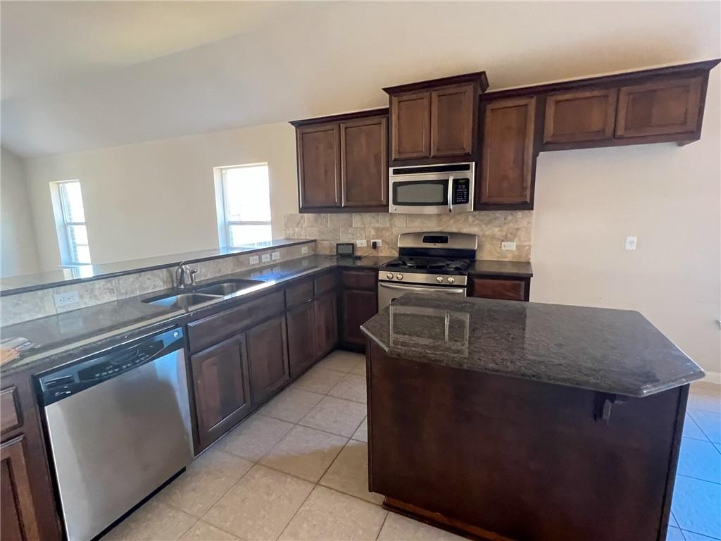 2475 Santa Barbara Loop, Round Rock, TX 78665