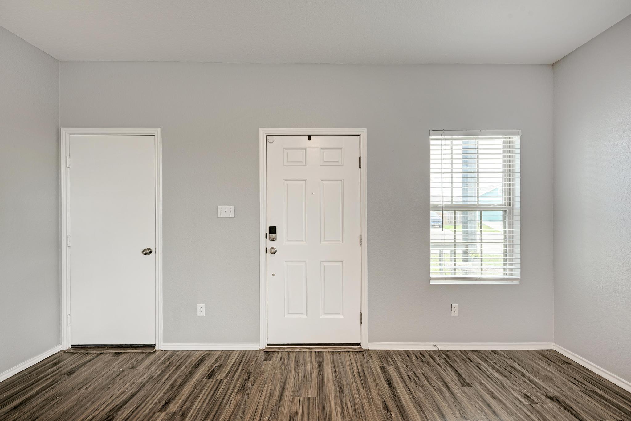 129 Vulcan Dr, Jarrell, TX 76537