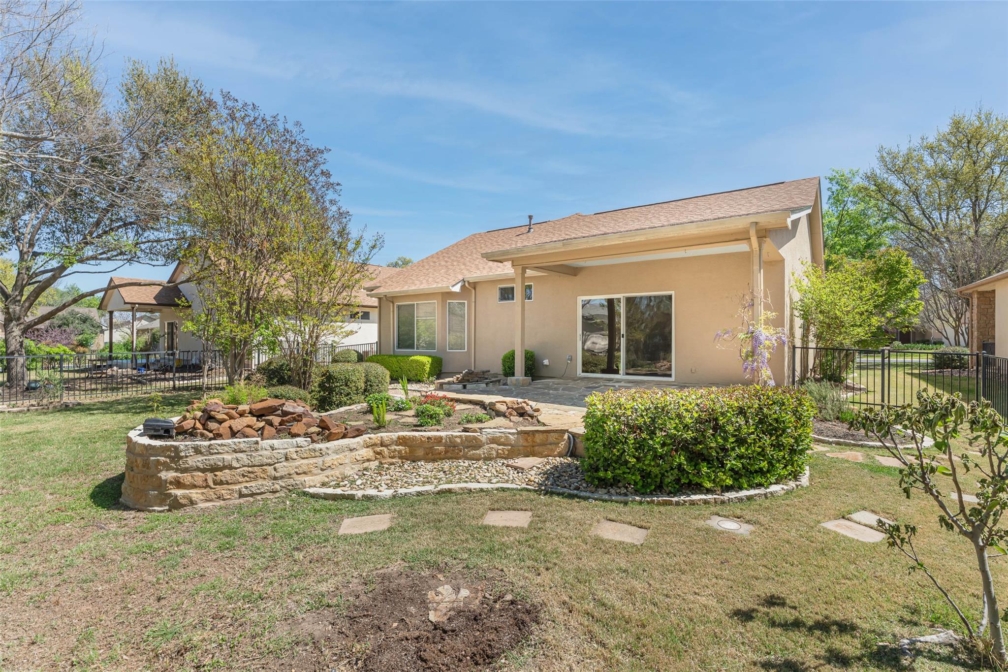 516 Texas Dr, Georgetown, TX 78633