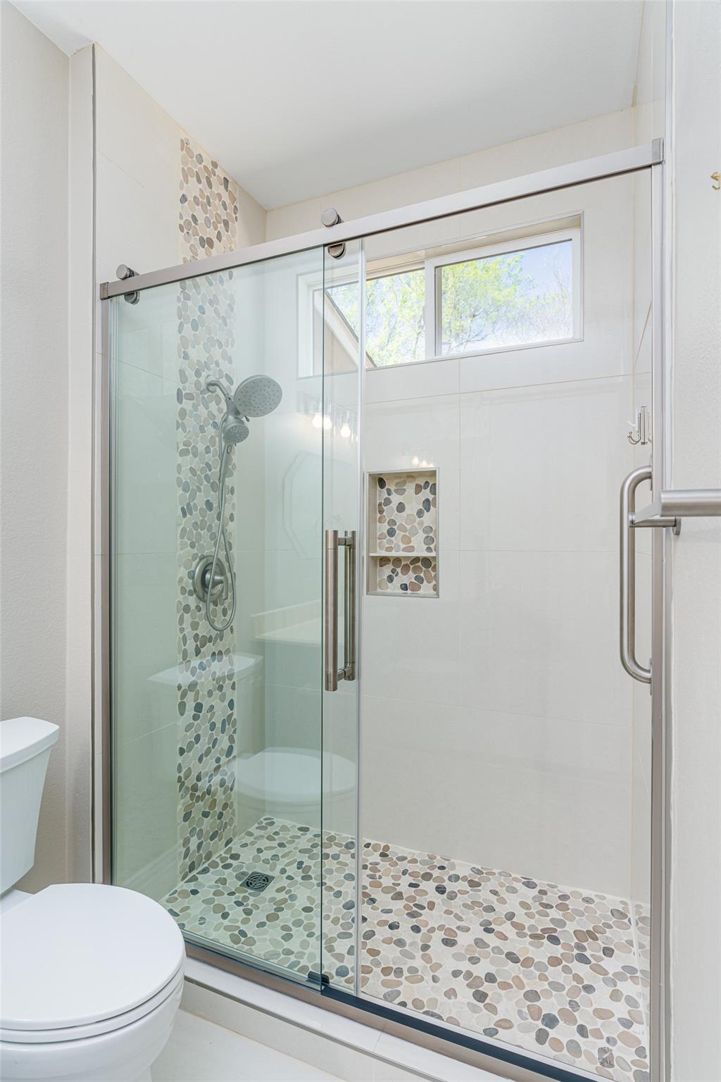 516 Texas Dr, Georgetown, TX 78633