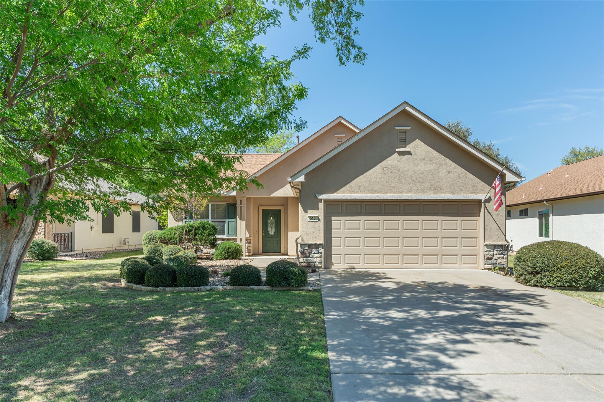 516 Texas Dr, Georgetown, TX 78633