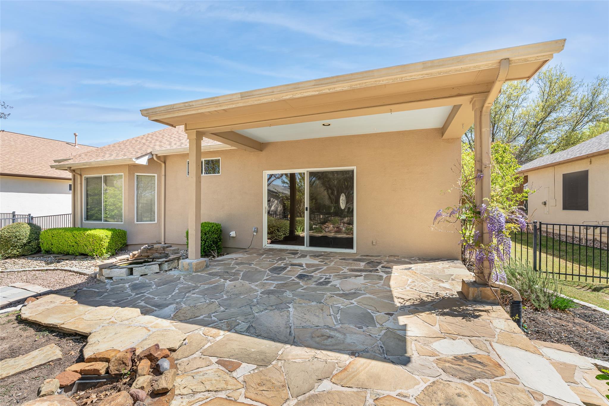 516 Texas Dr, Georgetown, TX 78633