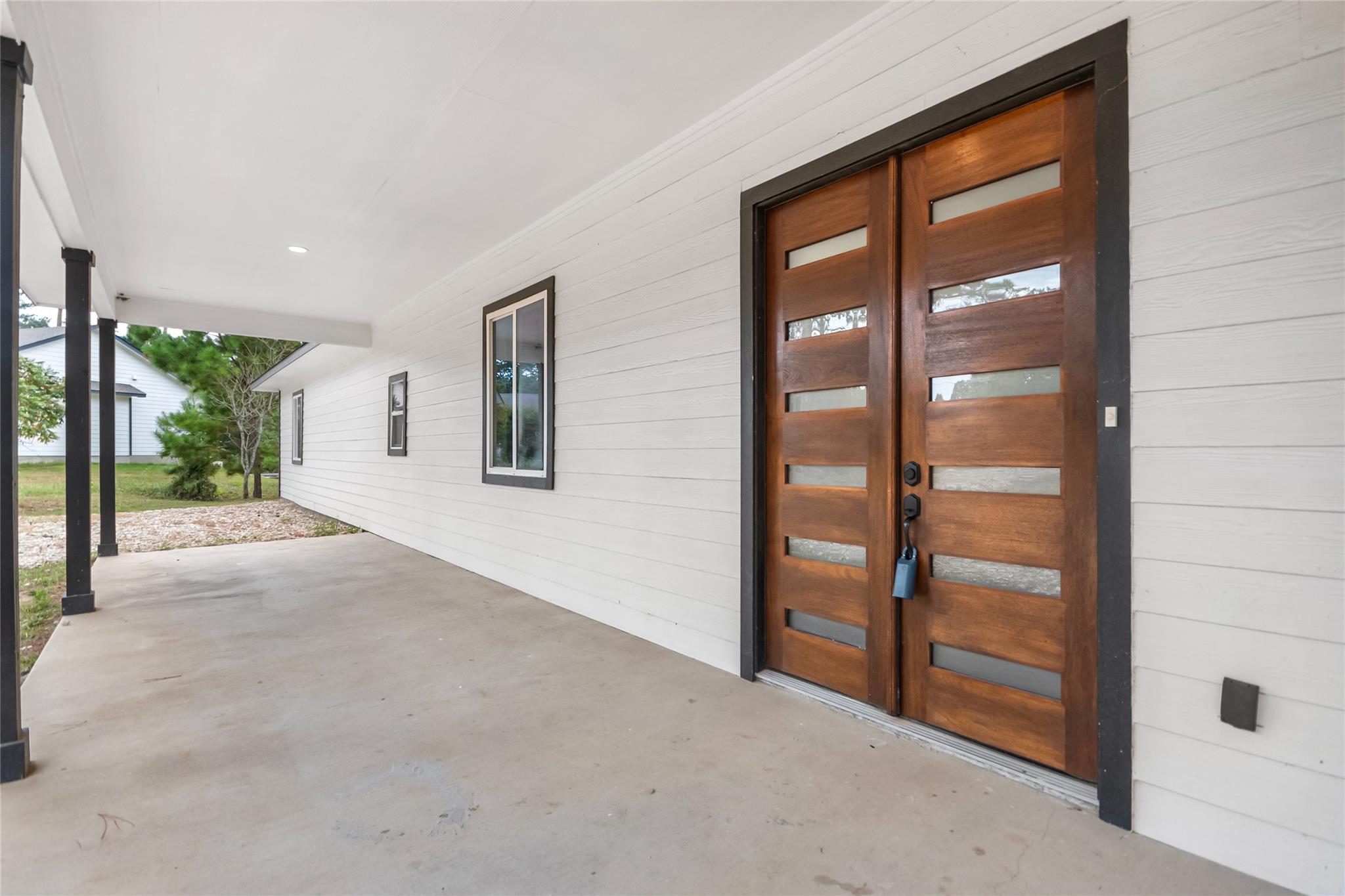 197 S Buckhorn Dr, Bastrop, TX 78602