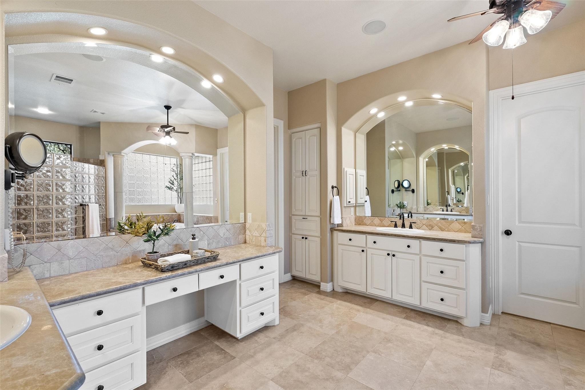 220 Escalera Pkwy, Georgetown, TX 78628