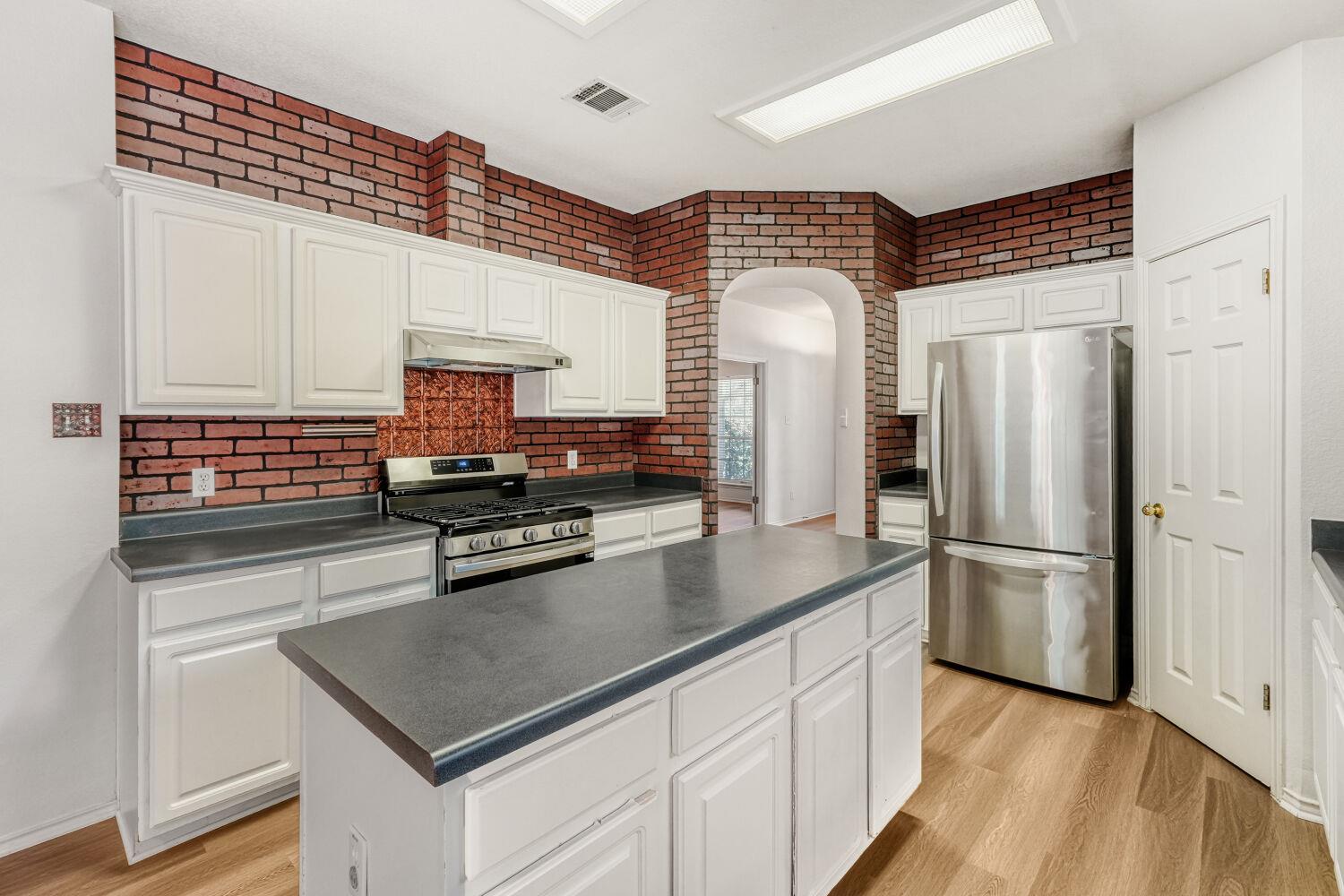 1205 Machado Rd, Cedar Park, TX 78613