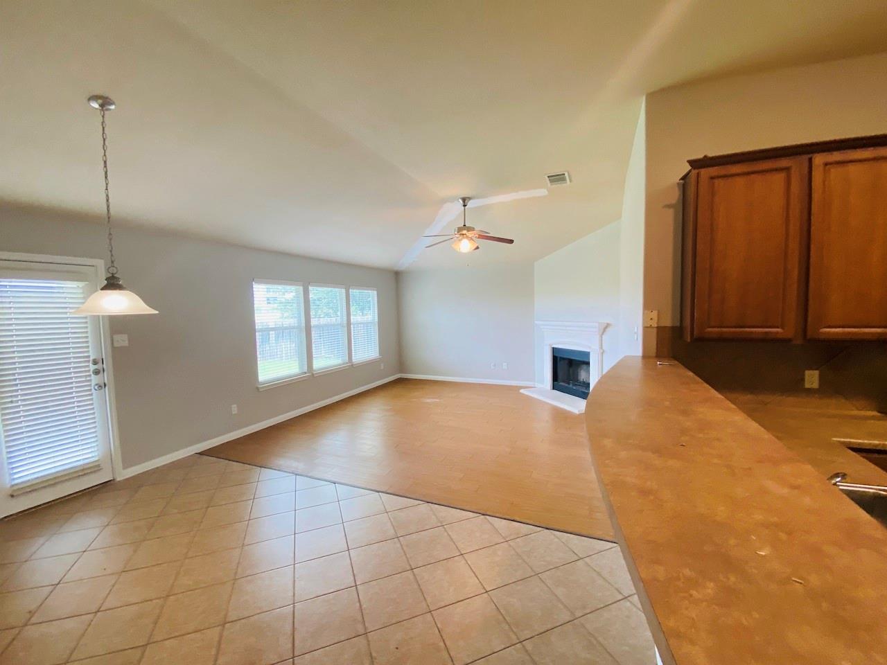 706 Centerbrook Pl, Round Rock, TX 78665