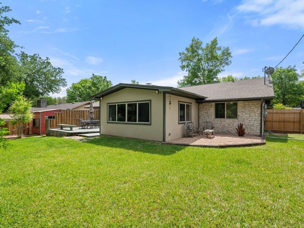 910 River Oaks Dr, Austin, TX 78753