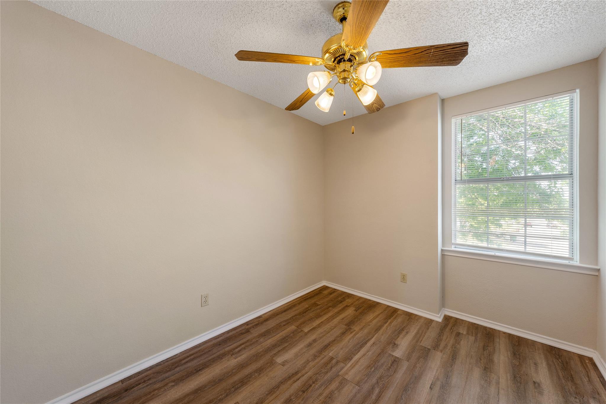 1717 Parkfield Cv, Round Rock, TX 78664