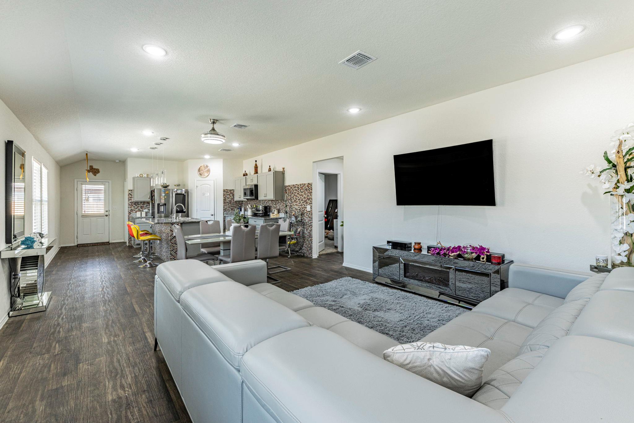 19000 Romano Dr, Elgin, TX 78621