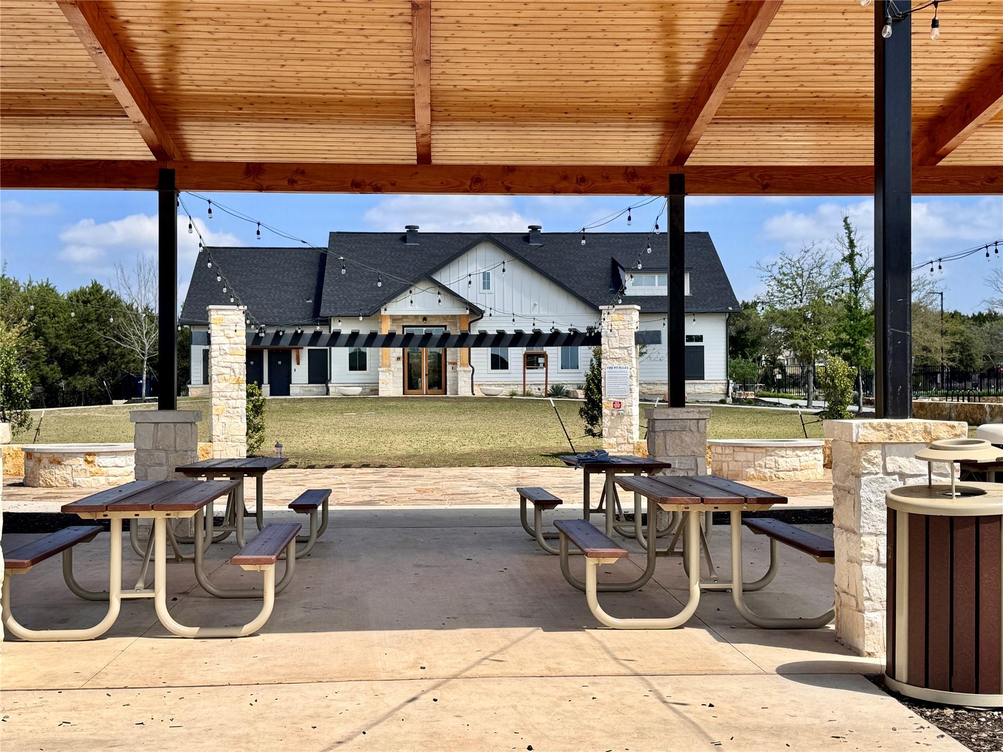 2213 Nightjar Song Dr, Leander, TX 78641