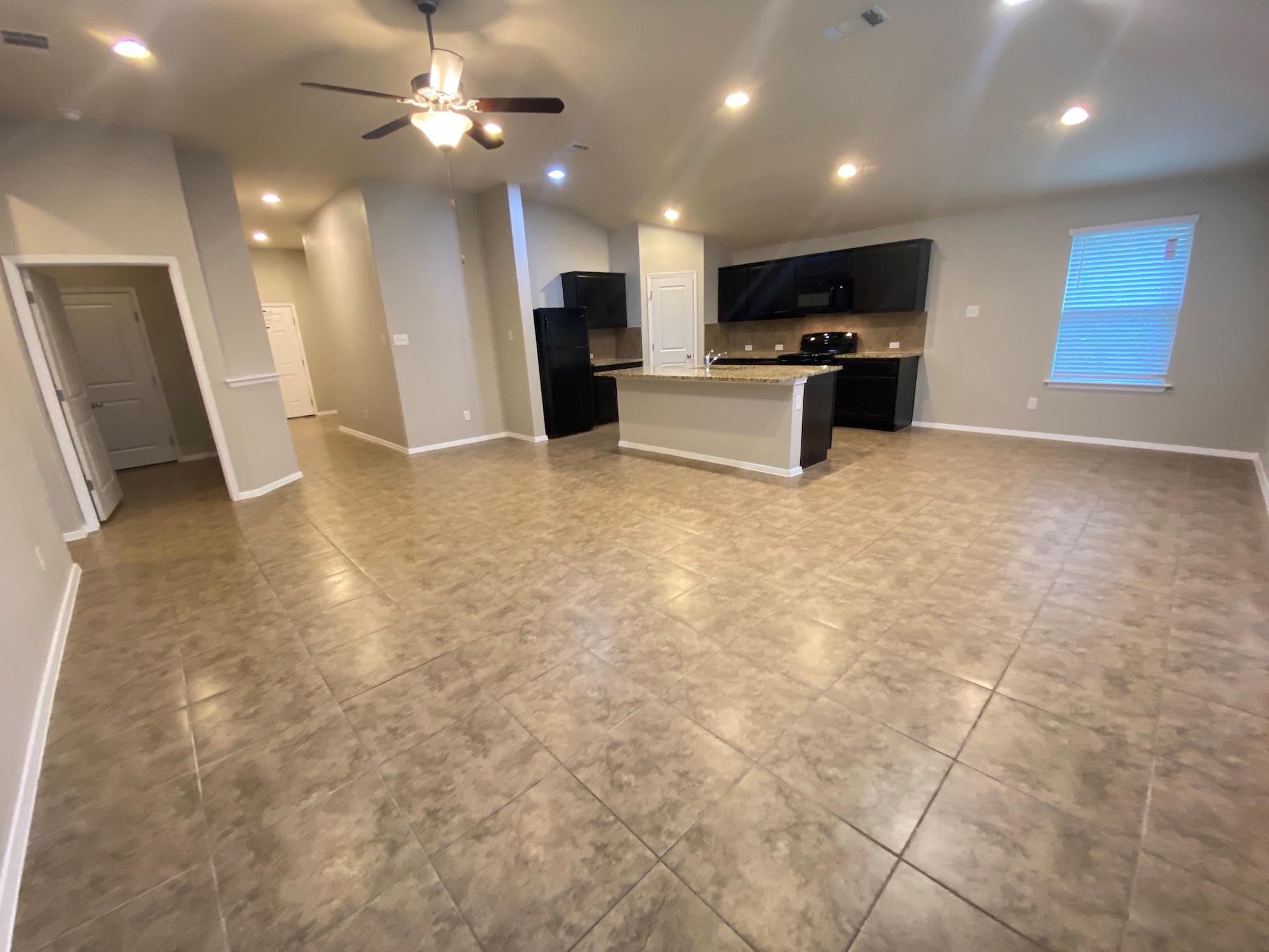 21607 Surrey Ln, Lago Vista, TX 78645