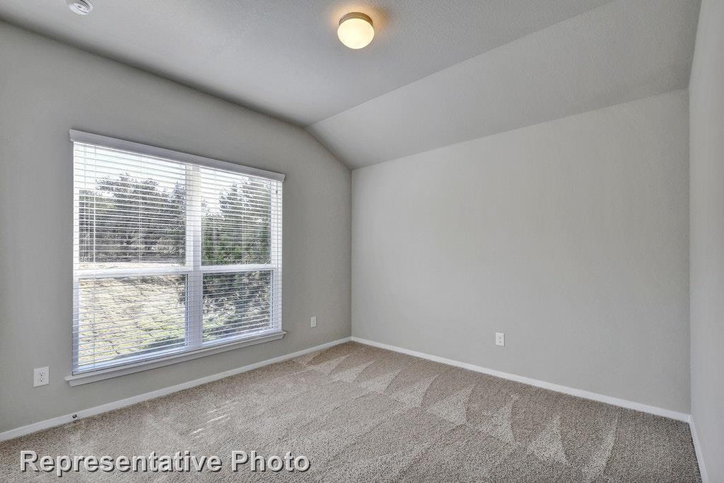 21607 Surrey Ln, Lago Vista, TX 78645