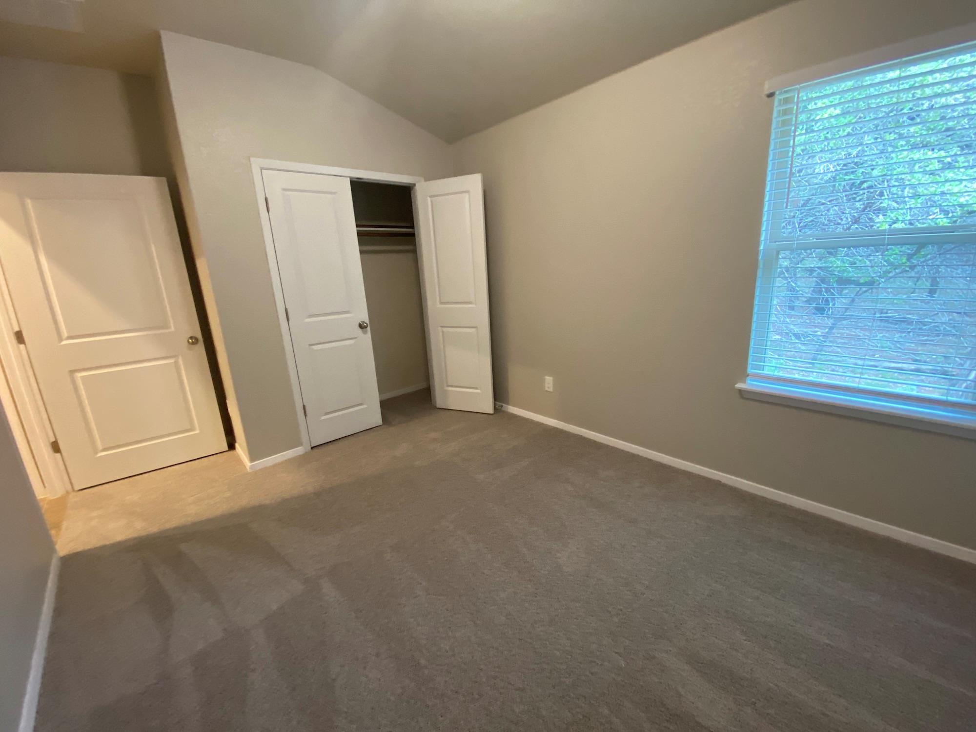 21607 Surrey Ln, Lago Vista, TX 78645