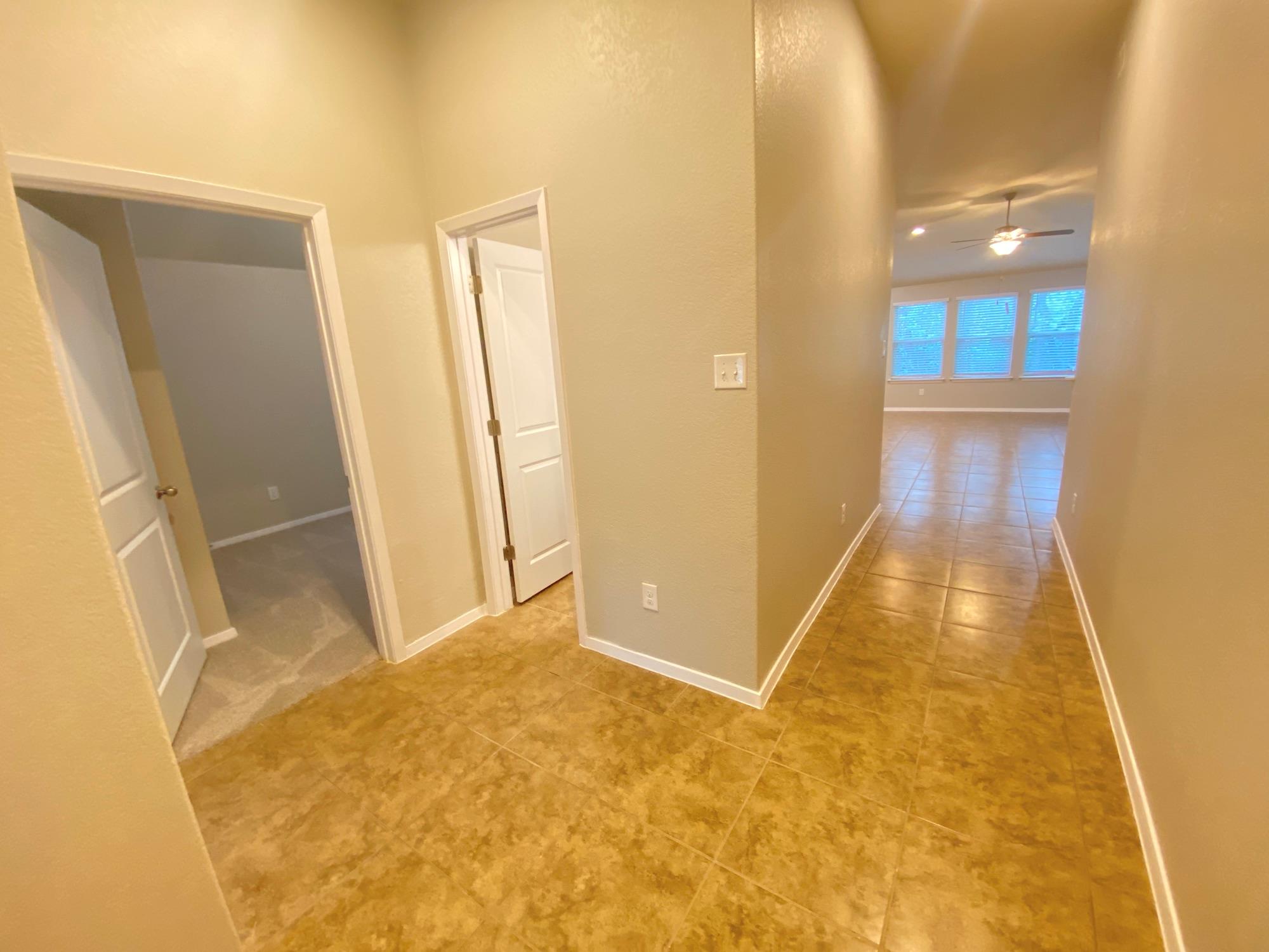 21607 Surrey Ln, Lago Vista, TX 78645