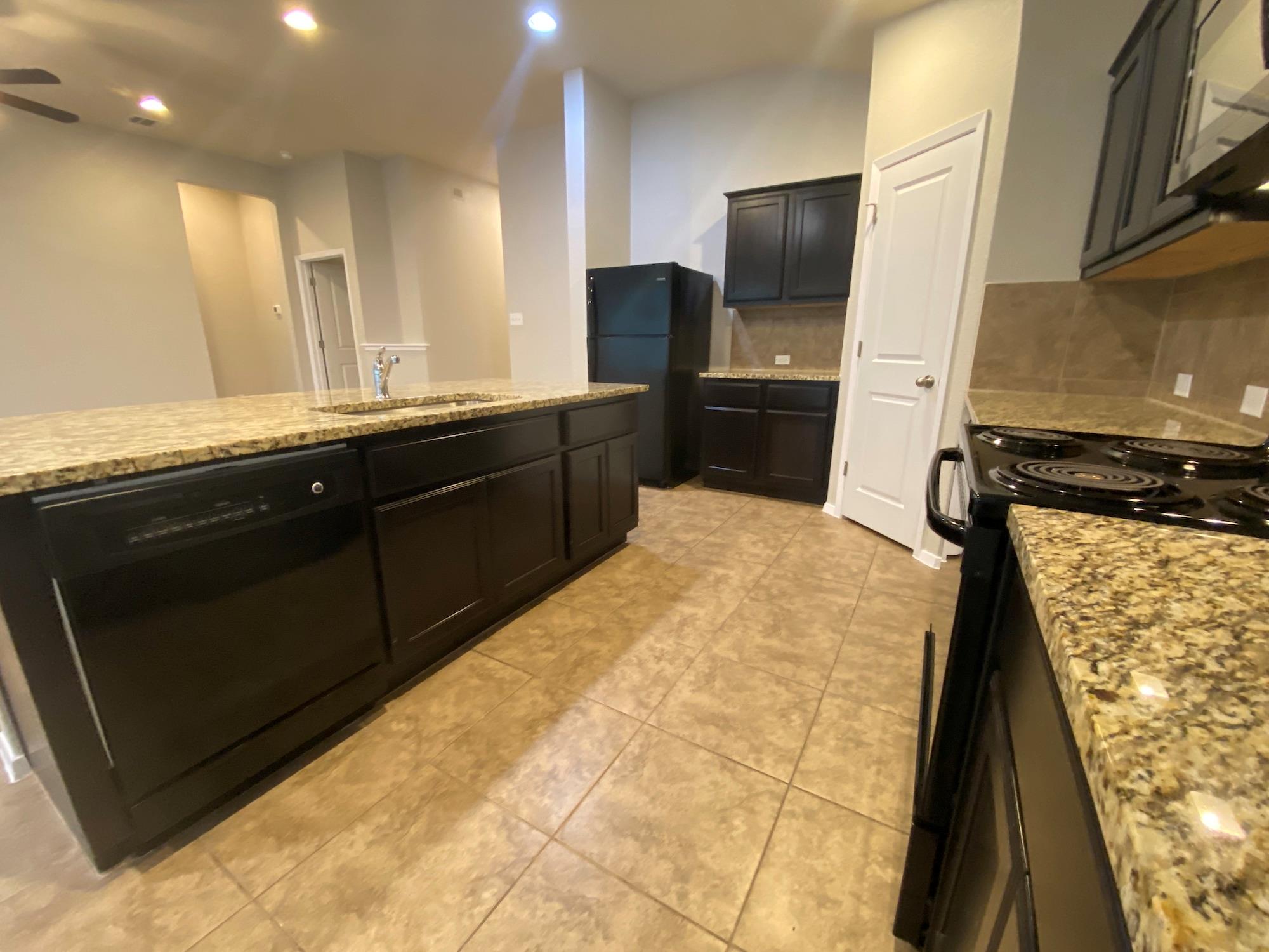 21607 Surrey Ln, Lago Vista, TX 78645