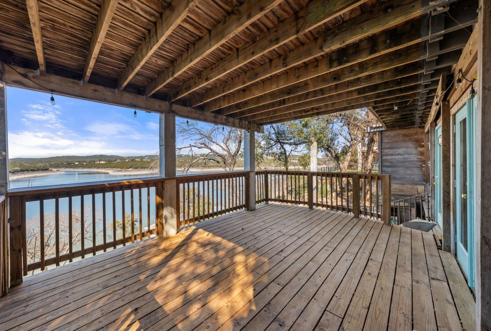 8124 Joy Rd, Volente, TX 78641