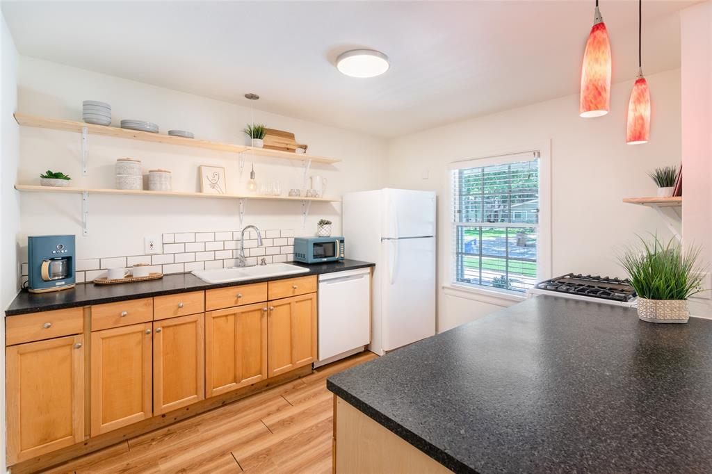 1800 Winsted #A Ln, Austin, TX 78703