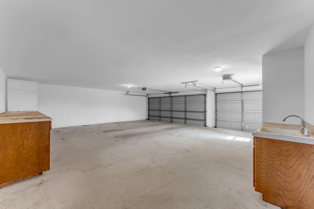 107 N Oak Vista Dr, Burnet, TX 78611