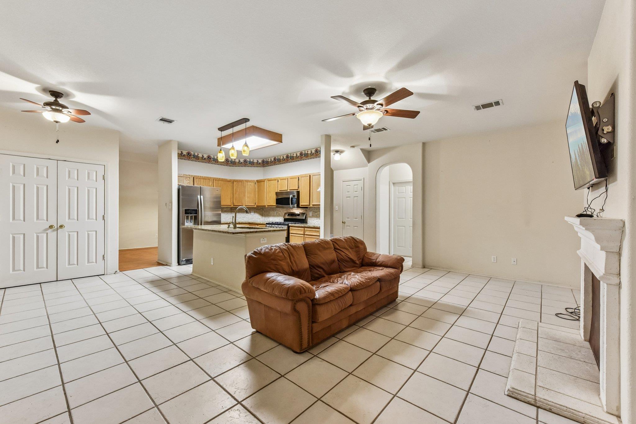 1909 Ascot Ln, Cedar Park, TX 78613