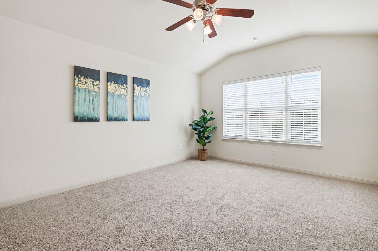 2410 Great Oaks Dr # 401, Round Rock, TX 78681