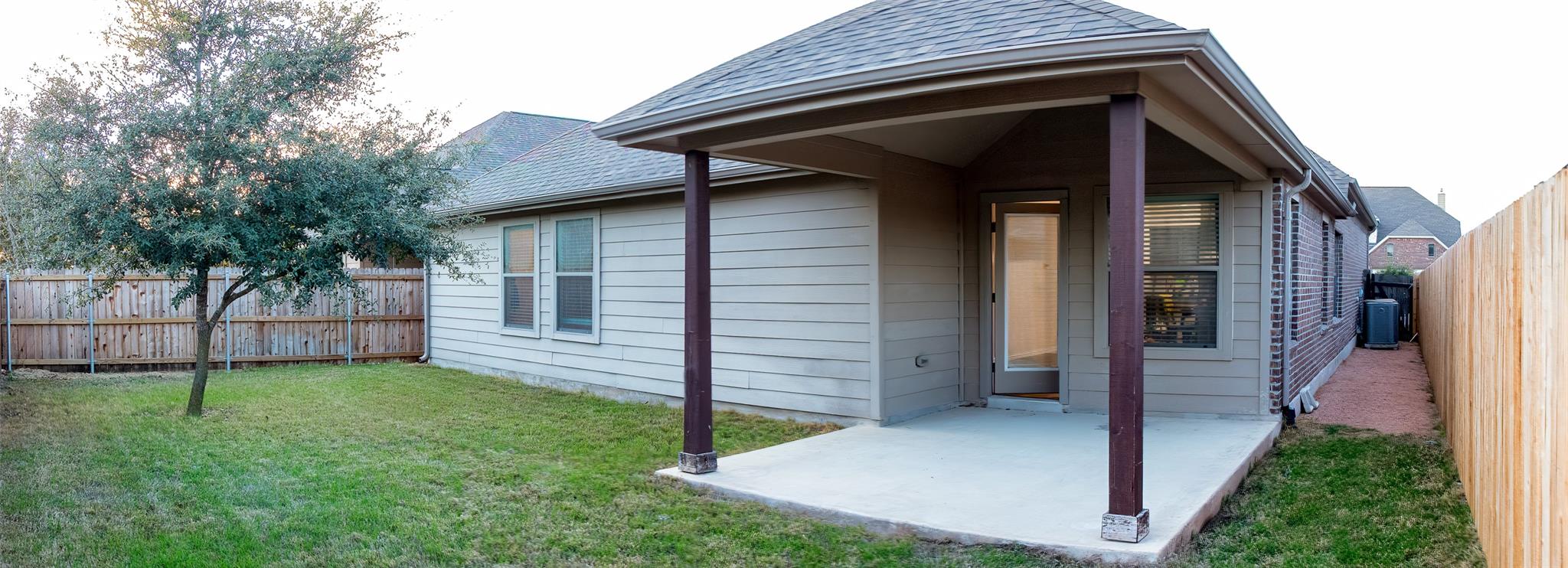 734 Oyster Crk, Buda, TX 78610