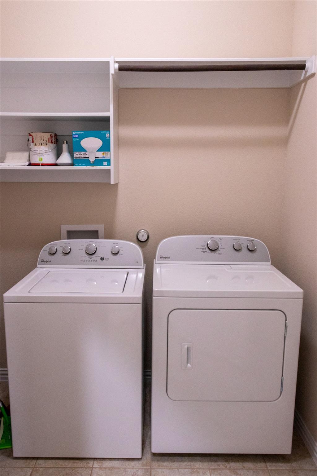 734 Oyster Crk, Buda, TX 78610