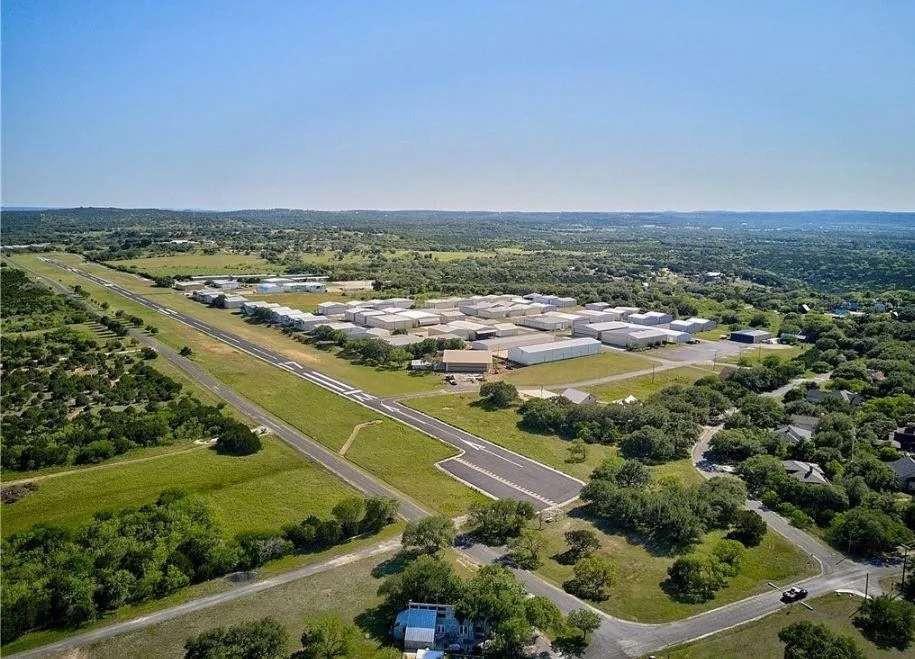 325 Kendall Rd, Spicewood, TX 78669