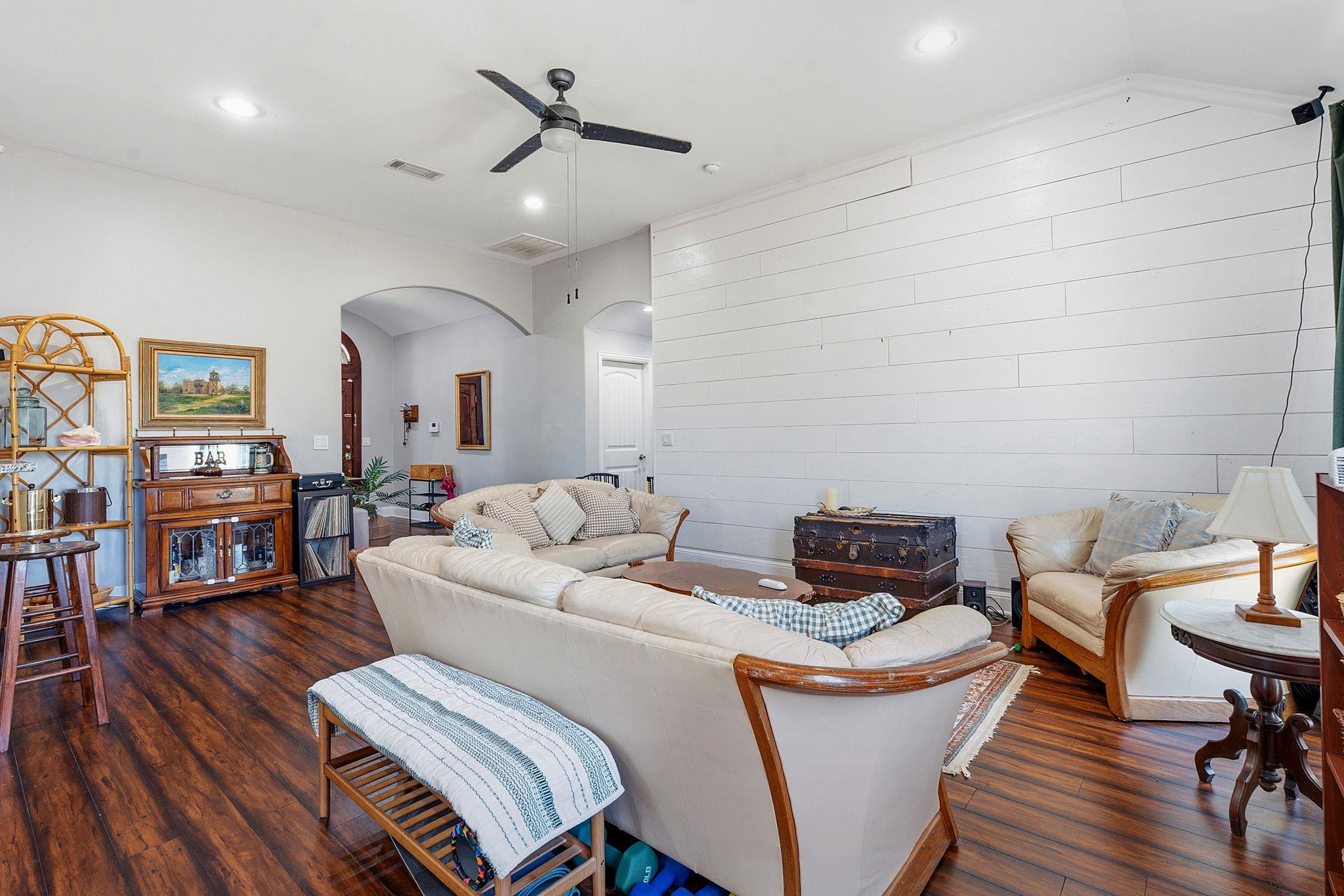 574 Highland Ranch Way, Dale, TX 78616