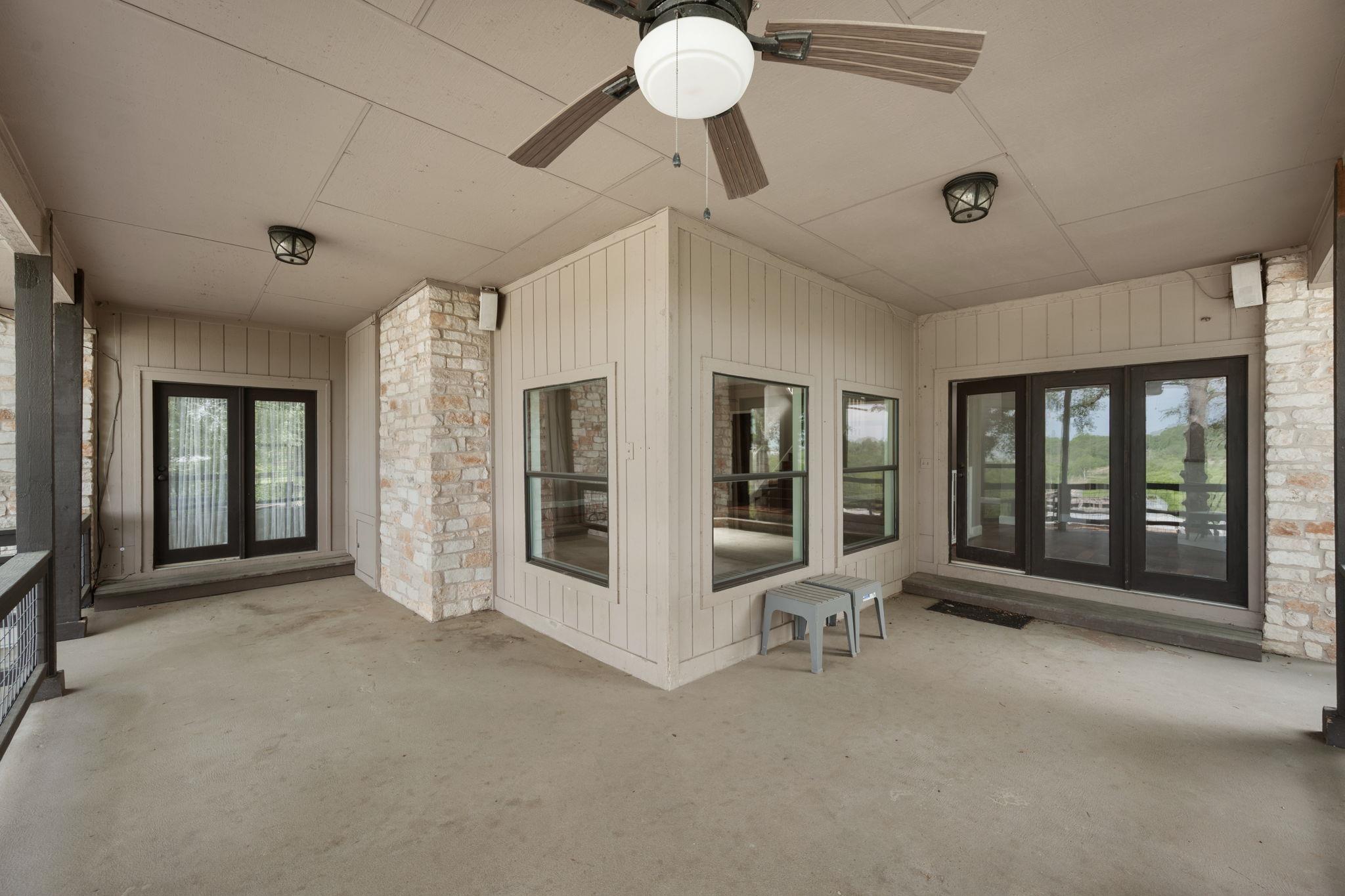 330 County Road 166, Georgetown, TX 78626