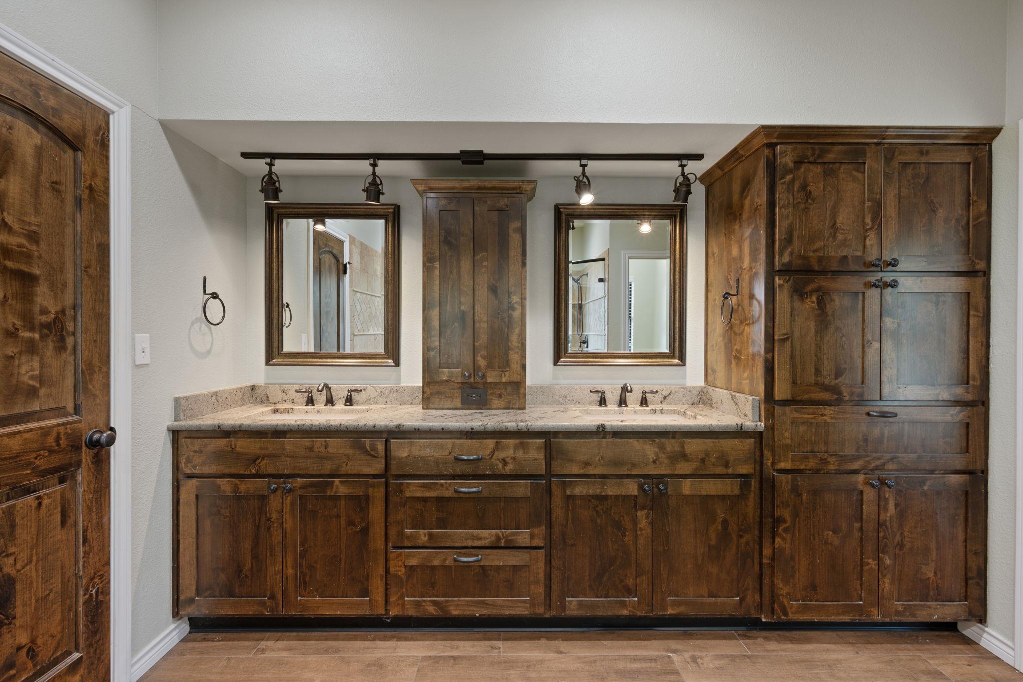 330 County Road 166, Georgetown, TX 78626