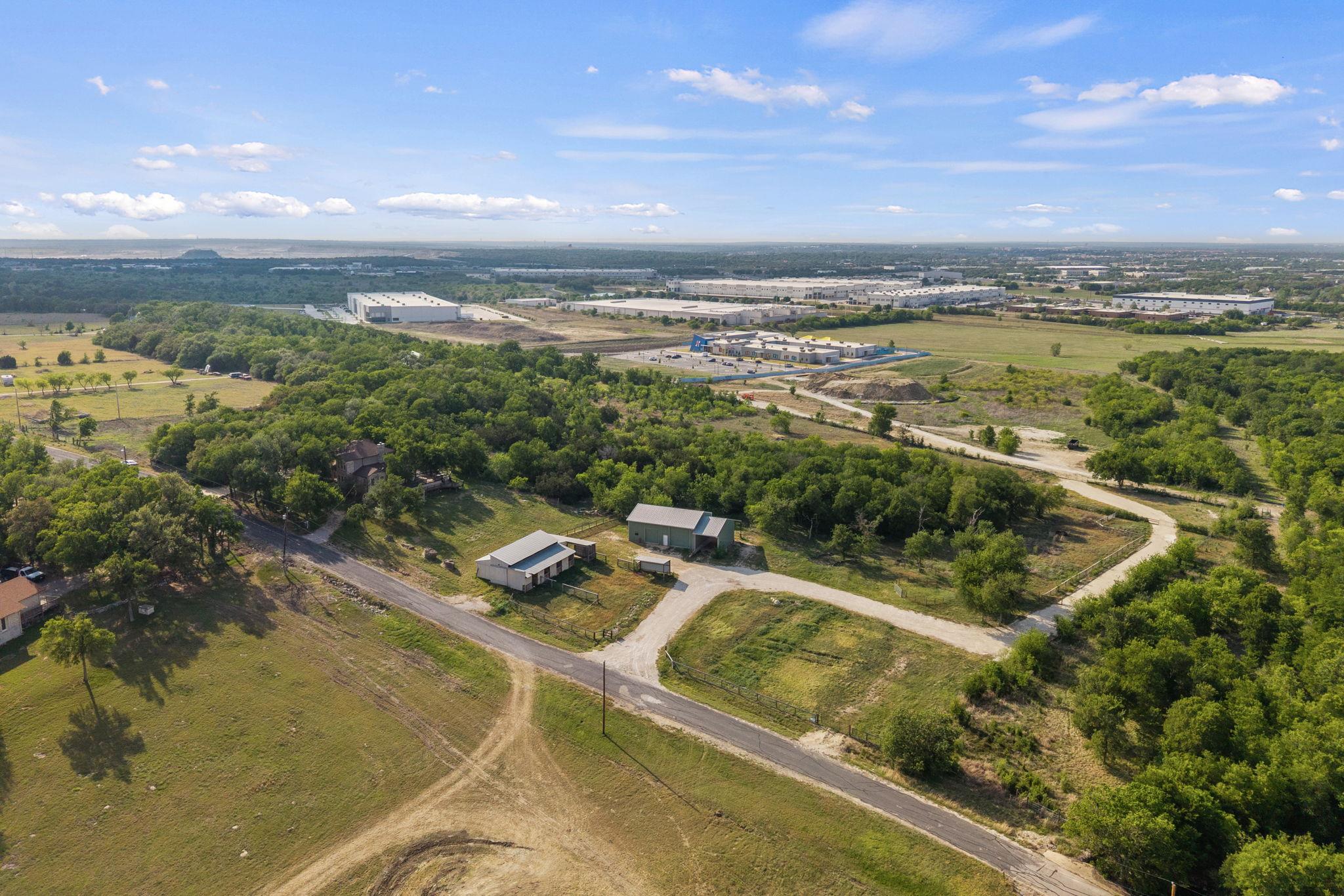 330 County Road 166, Georgetown, TX 78626